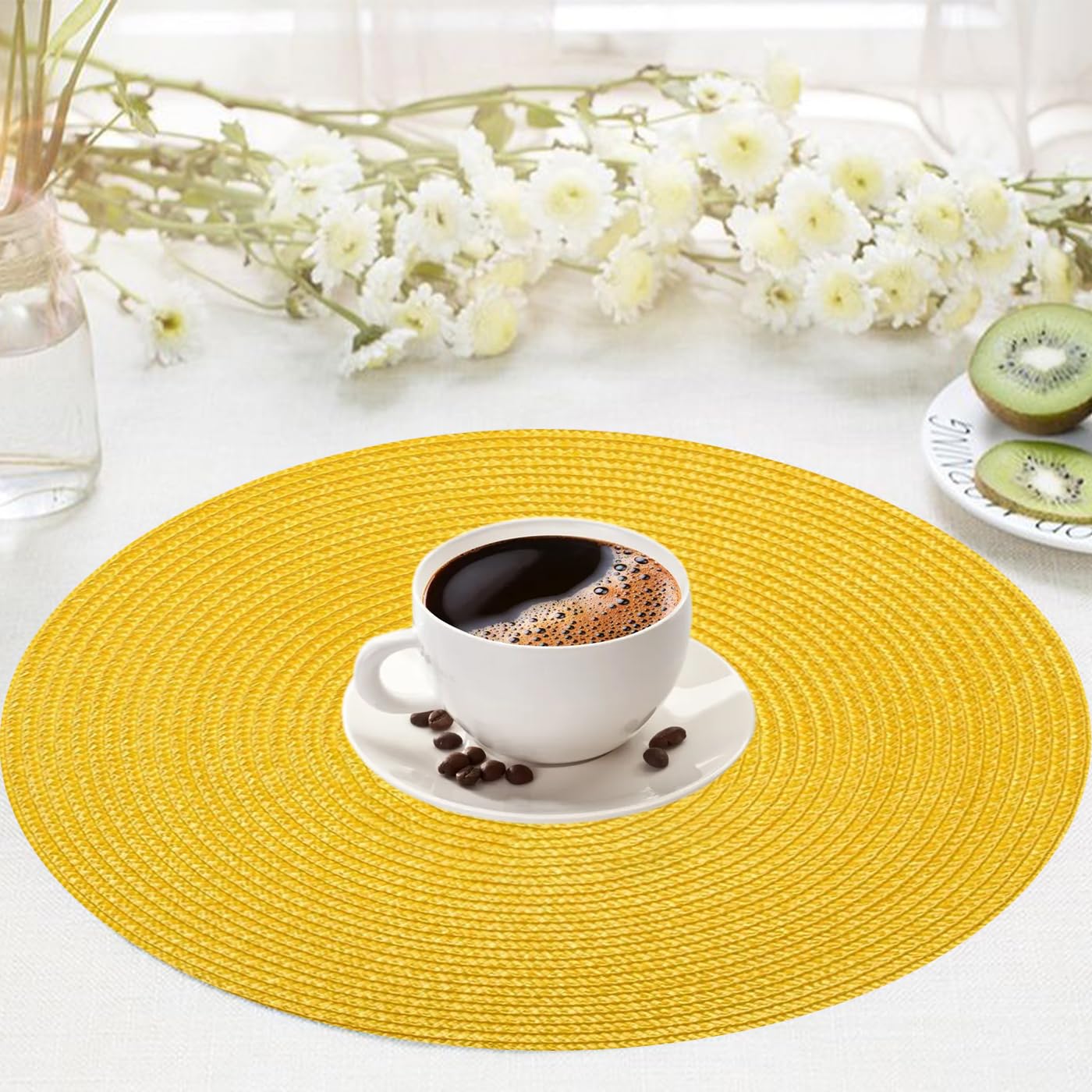 KKTECH Christmas Placemats - Set of 4 Round Place Mats for Table, Washable & Waterproof Table Mats, Heat Resistant for Home, Party, Wedding Décor, 38cm