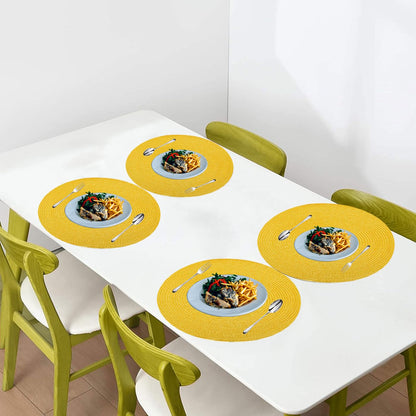 KKTECH Christmas Placemats - Set of 4 Round Place Mats for Table, Washable & Waterproof Table Mats, Heat Resistant for Home, Party, Wedding Décor, 38cm