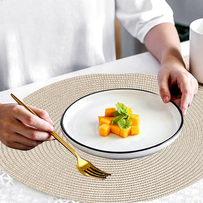 KKTECH Christmas Placemats - Set of 4 Round Place Mats for Table, Washable & Waterproof Table Mats, Heat Resistant for Home, Party, Wedding Décor, 38cm