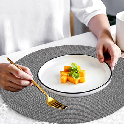 KKTECH Christmas Placemats - Set of 4 Round Place Mats for Table, Washable & Waterproof Table Mats, Heat Resistant for Home, Party, Wedding Décor, 38cm
